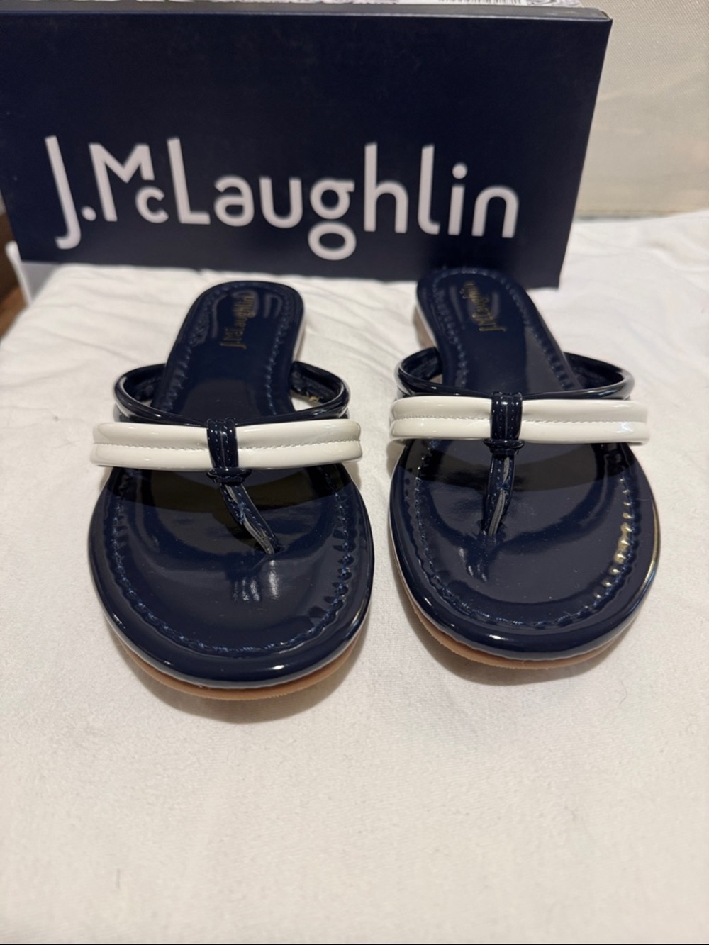NIB J McLaughlin thong sandals size 6.5.